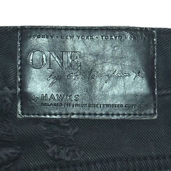 ONE TEASPOON HAWKS Relaxed Jean Shorts High Rise Twisted Cuff Ripped Black 26 - Picture 3 of 10